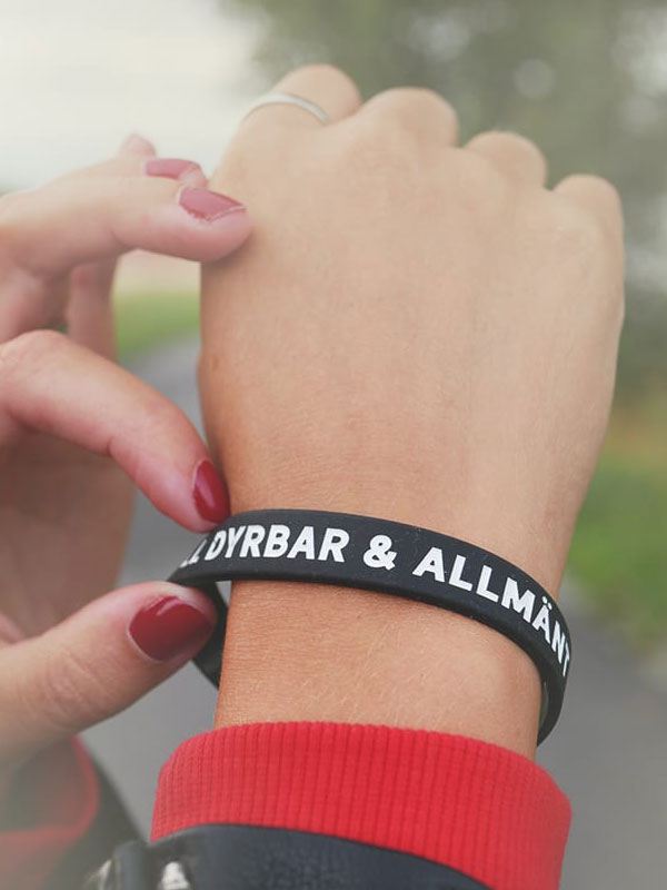 Silikonarmband i vuxenstorlek -Älskad, värdefull...