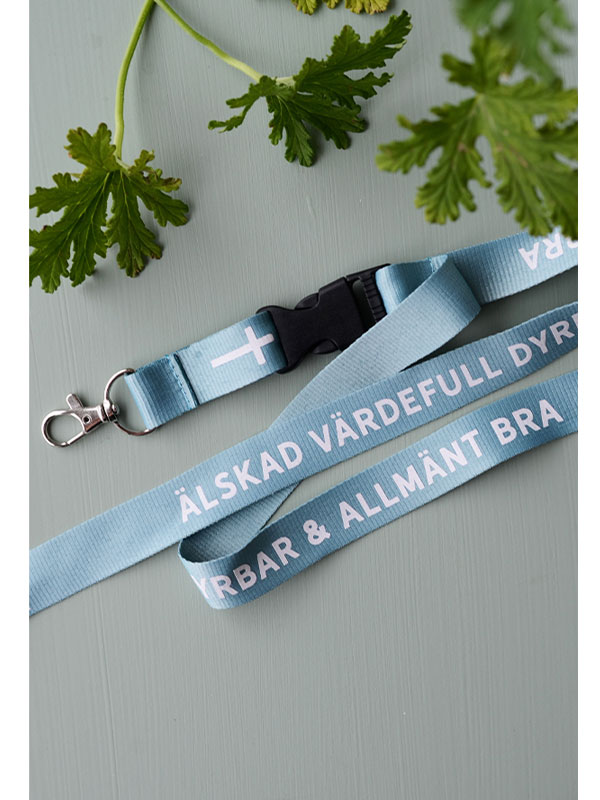Nyckelband i blått -Älskad, värdefull, dyrbar...